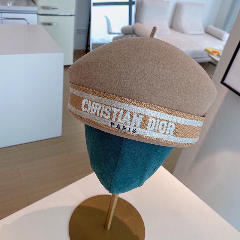 Christian Dior Beret Wool Khaki