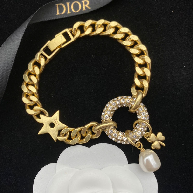 Dior 30 Montaigne Bracelet Metal/ White Crystals With A White Resin Pearl Gold