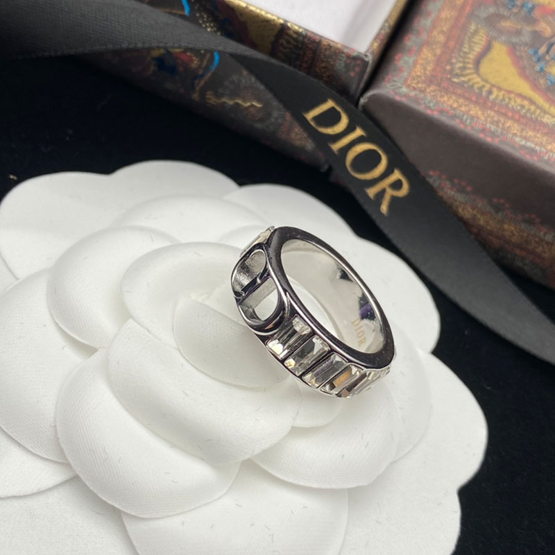 Dior 30 Montaigne Ring In Metal And White Crystals Silver