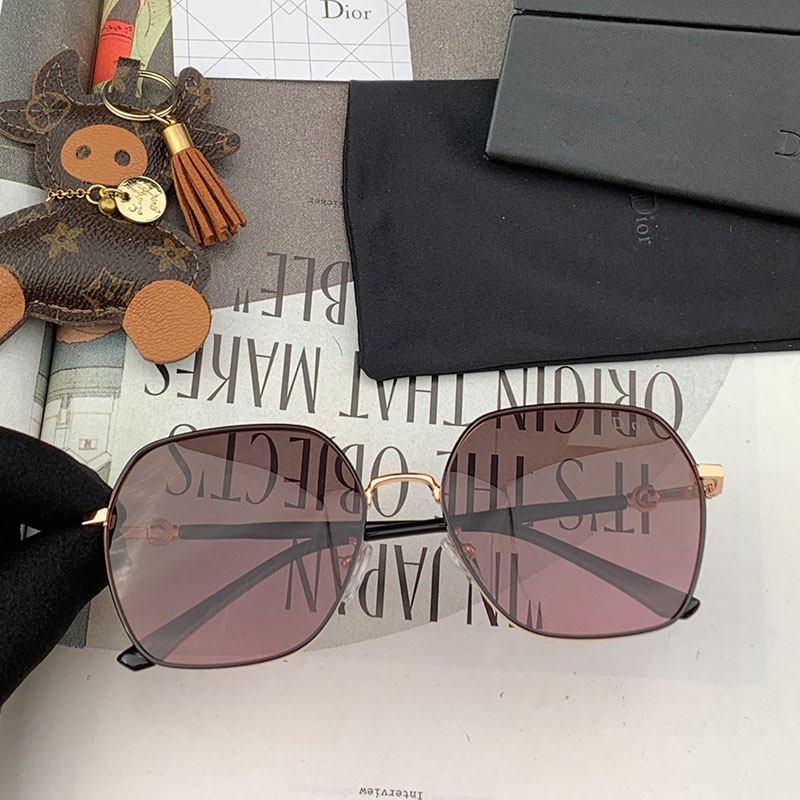 Dior CD2802 Square Sunglasses In Coffee