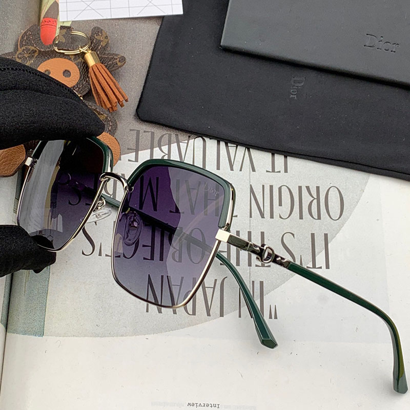 Dior CD3062 Square Sunglasses In Purple