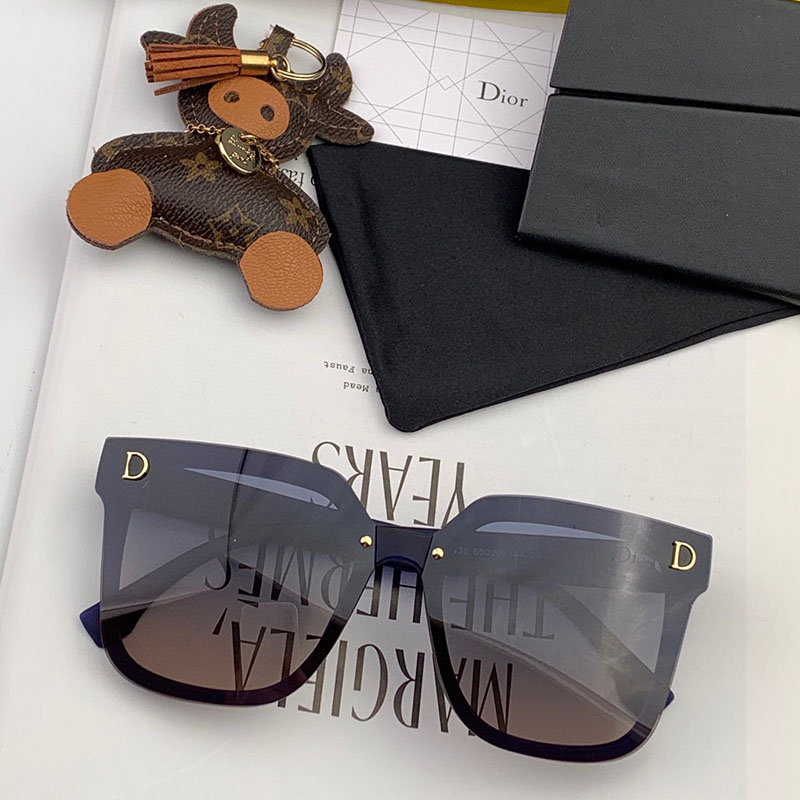 Dior CD8011 Rectangular Sunglasses