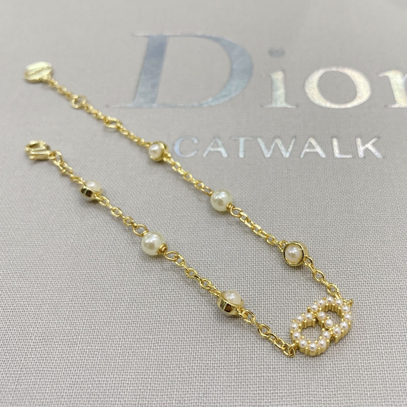 Dior Clair D Lune Bracelet Metal and Pearls Gold