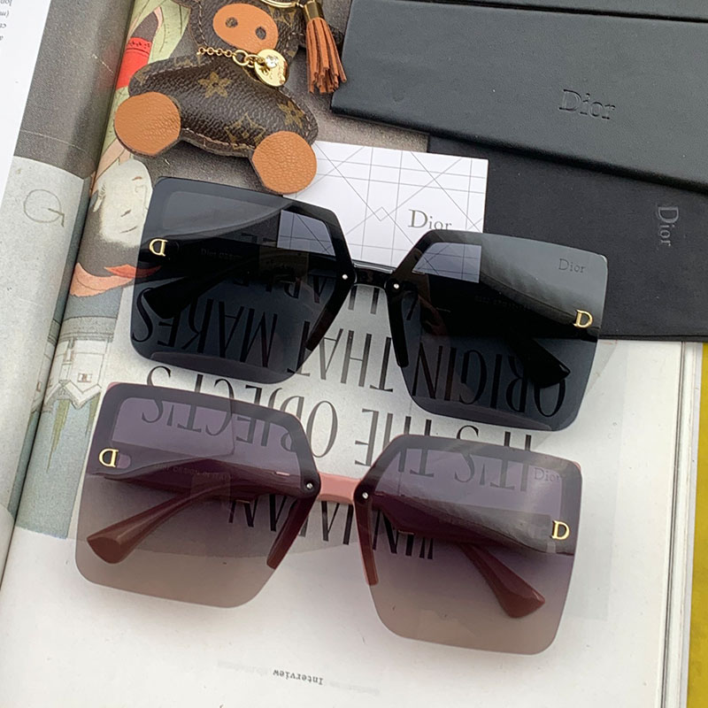 Dior D4622 Square Sunglasses In Pink