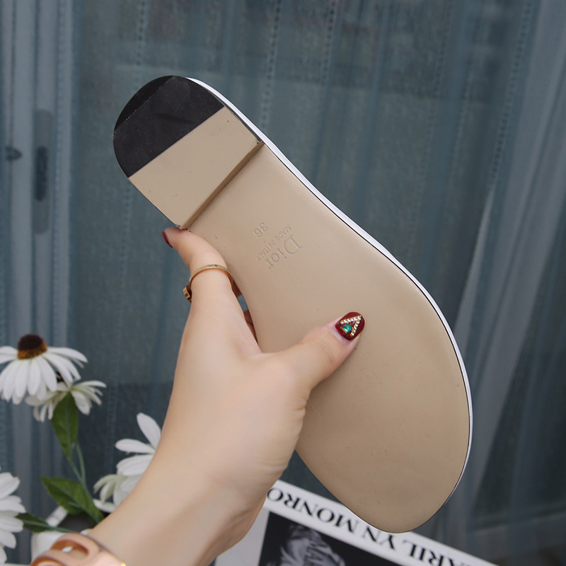Dior Signature Sandals Women Lambskin White