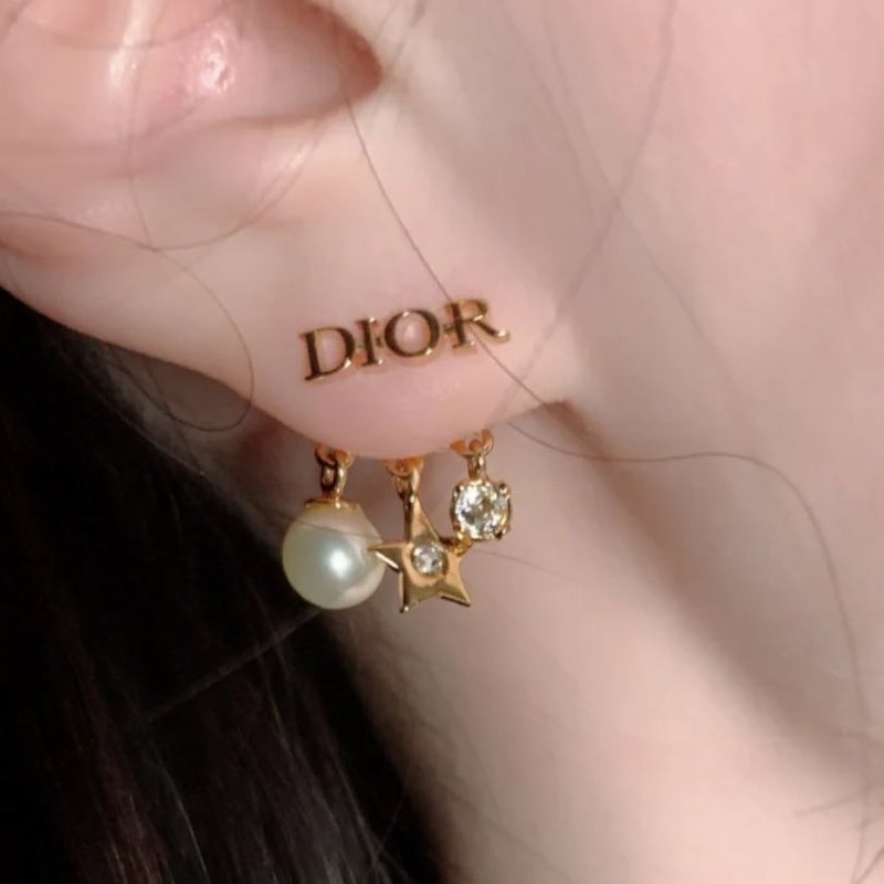 Diorevolution Earrings Metal/ White Resin Pearls And White Crystals Gold