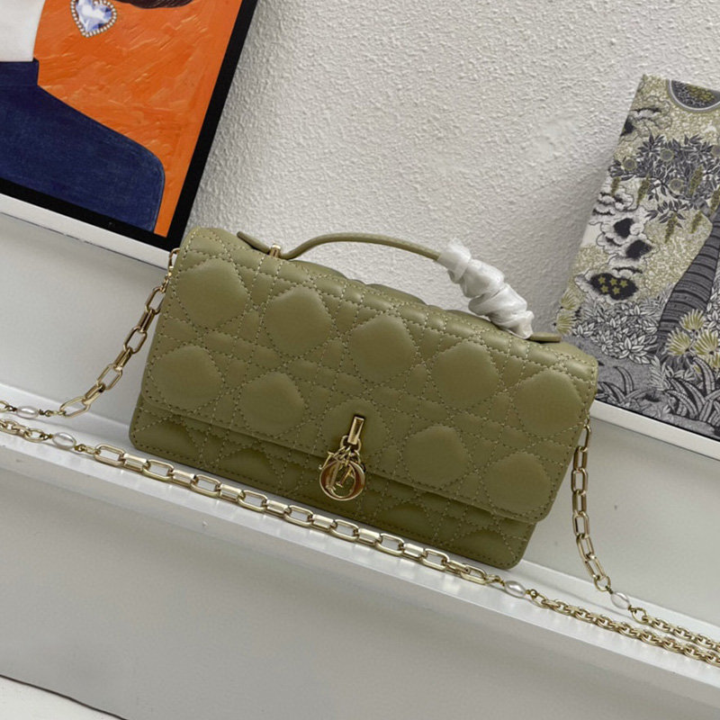 Mini Miss Dior Bag Cannage Lambskin Green